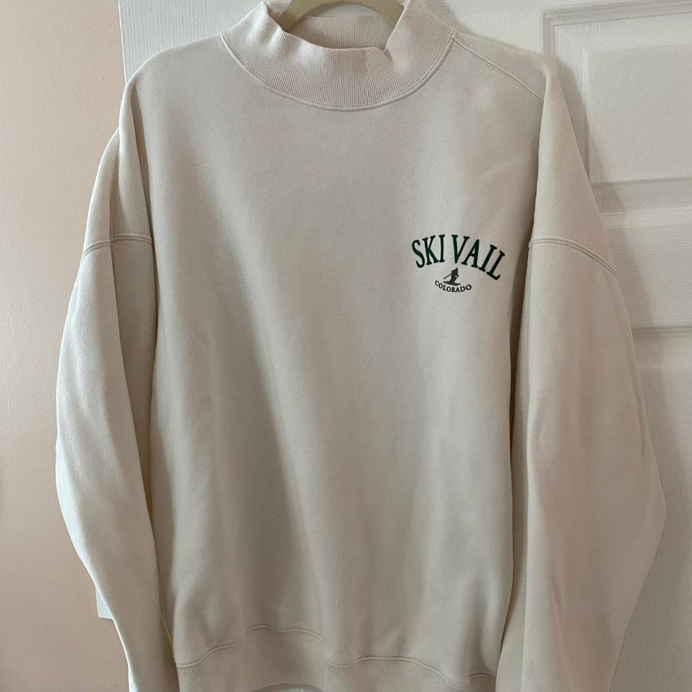 Abercrombie and Fitch Crewneck "Ski Vail" Sweatshirt Size L